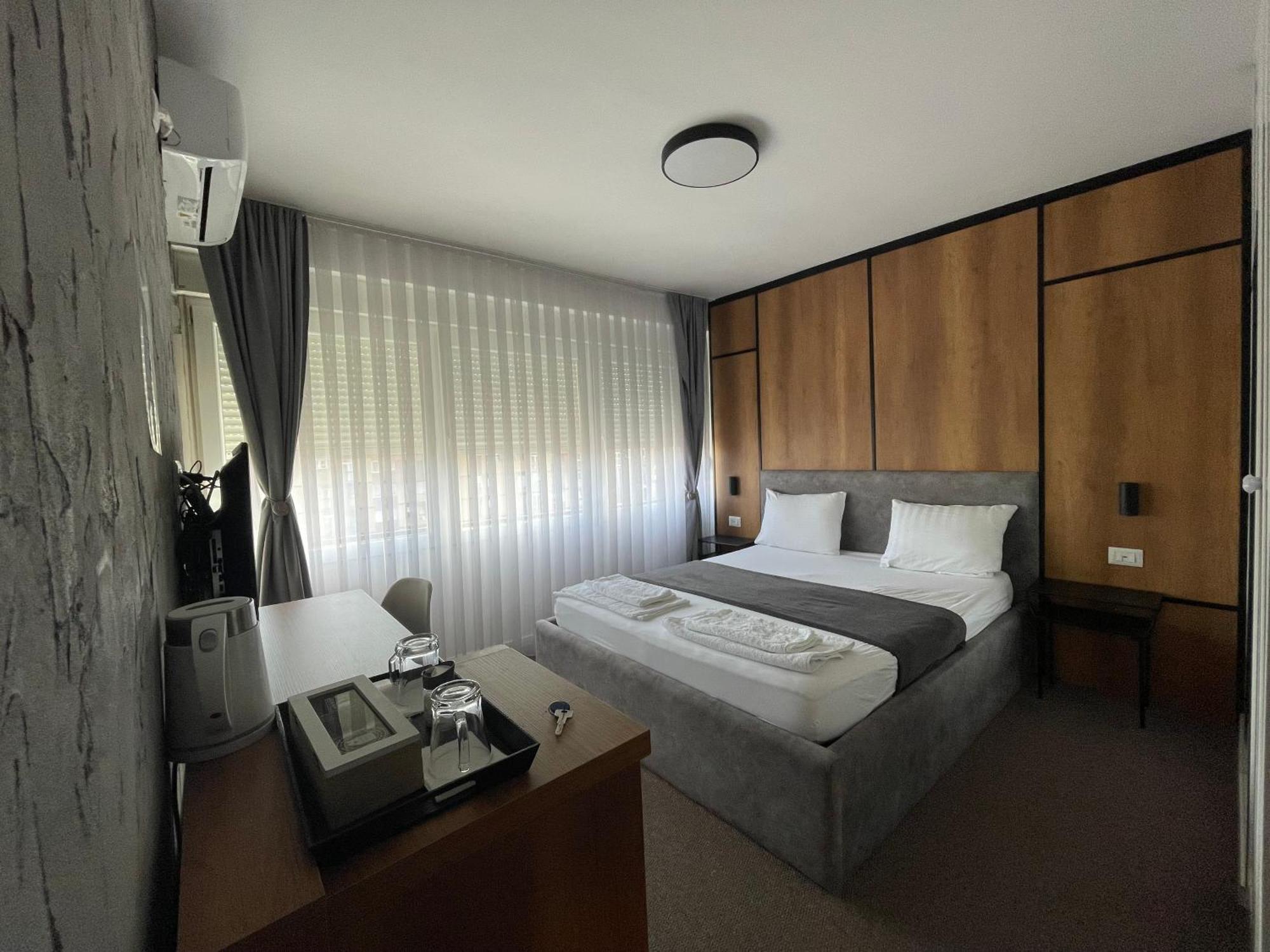New Prishtina Luxury Rooms Pristina Exterior foto